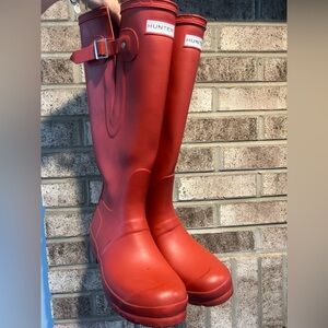 Hunter Classic Tall Red Rain Boots